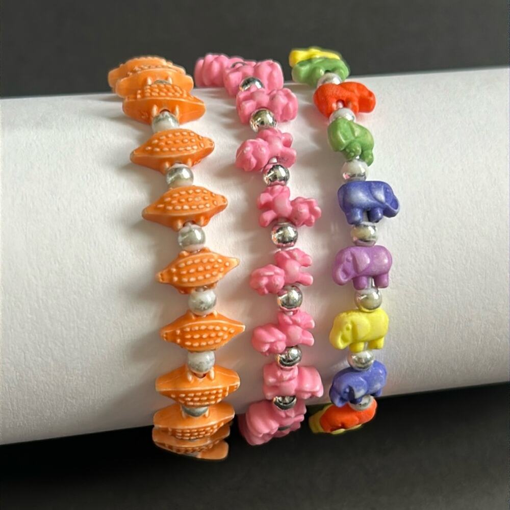 Women’s vintage dainty‎ set of 3 multicolored mini animal beaded bracelets